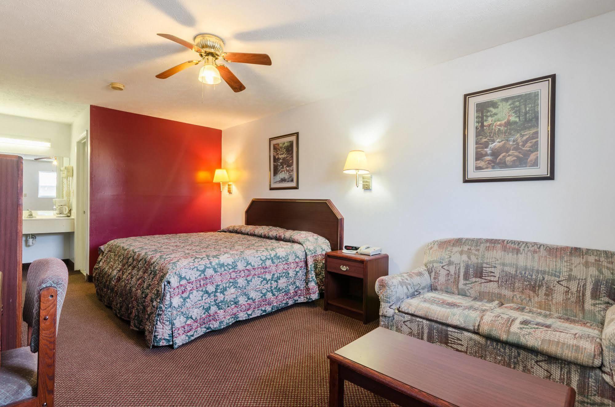 Deerfield Inn Parsons Eksteriør billede
